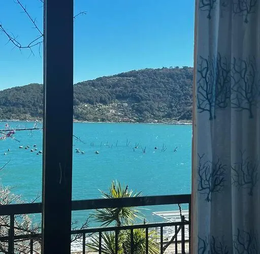 Portovenere, La Porta Sul Mare * Porto Venere